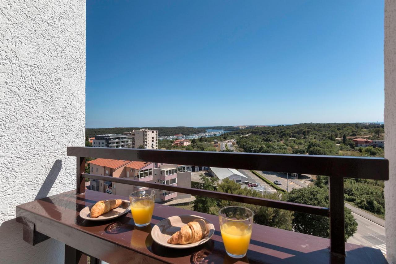 Apartman Vita Pula Exterior foto